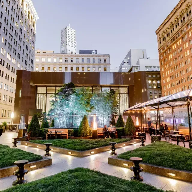 Image de l'espace extérieur du Vault Garden dans le centre-ville de San Francisco